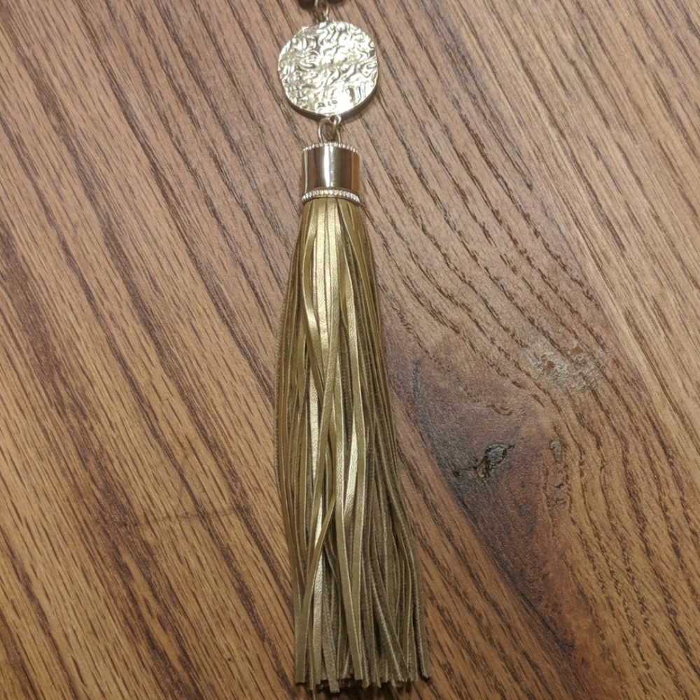 Neckaces - Picture 2 of 5